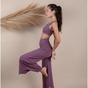 Indigo Luna xs Layla flares like new